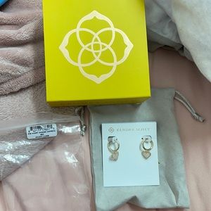 kendra scott ari heart earrings